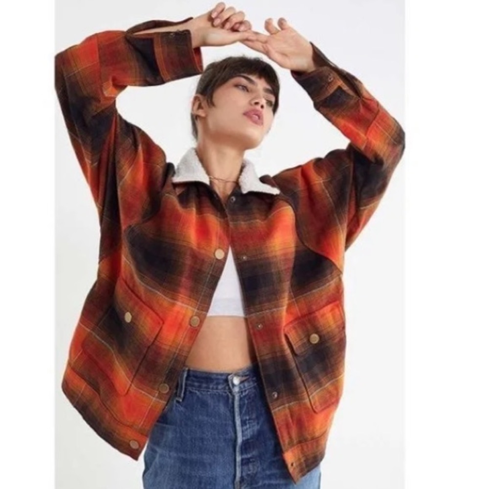 XS UO Chelsea Flannel Shirt Jacket *used